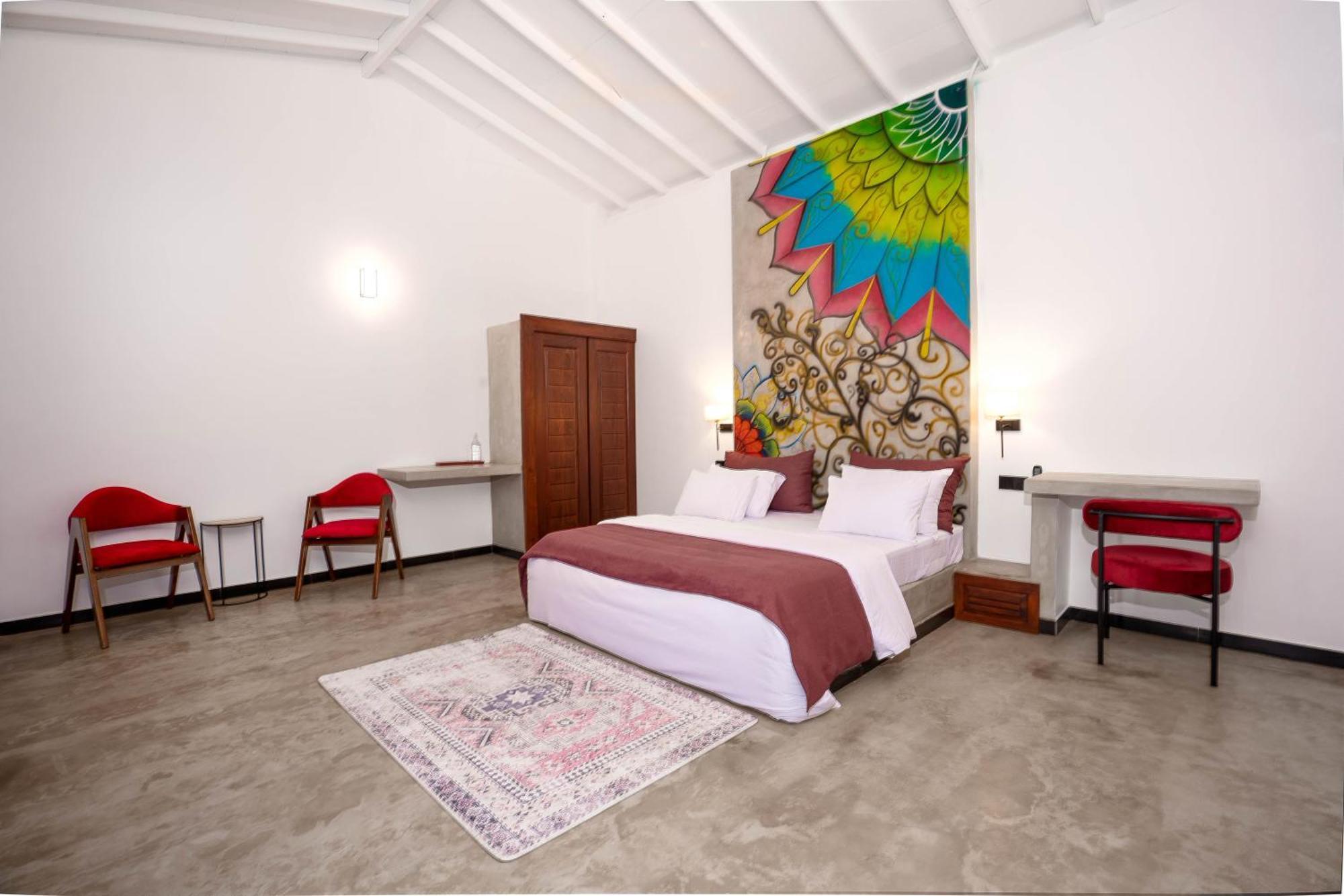 Hasthri Boutique Red Chalet In Ahangama With Pool Near Beach Ngoại thất bức ảnh